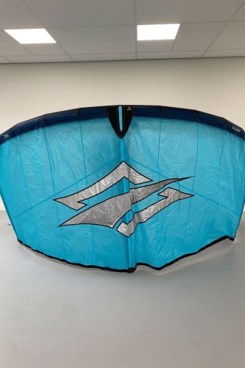 Naish-Triad 2024 Kite (DEMO)