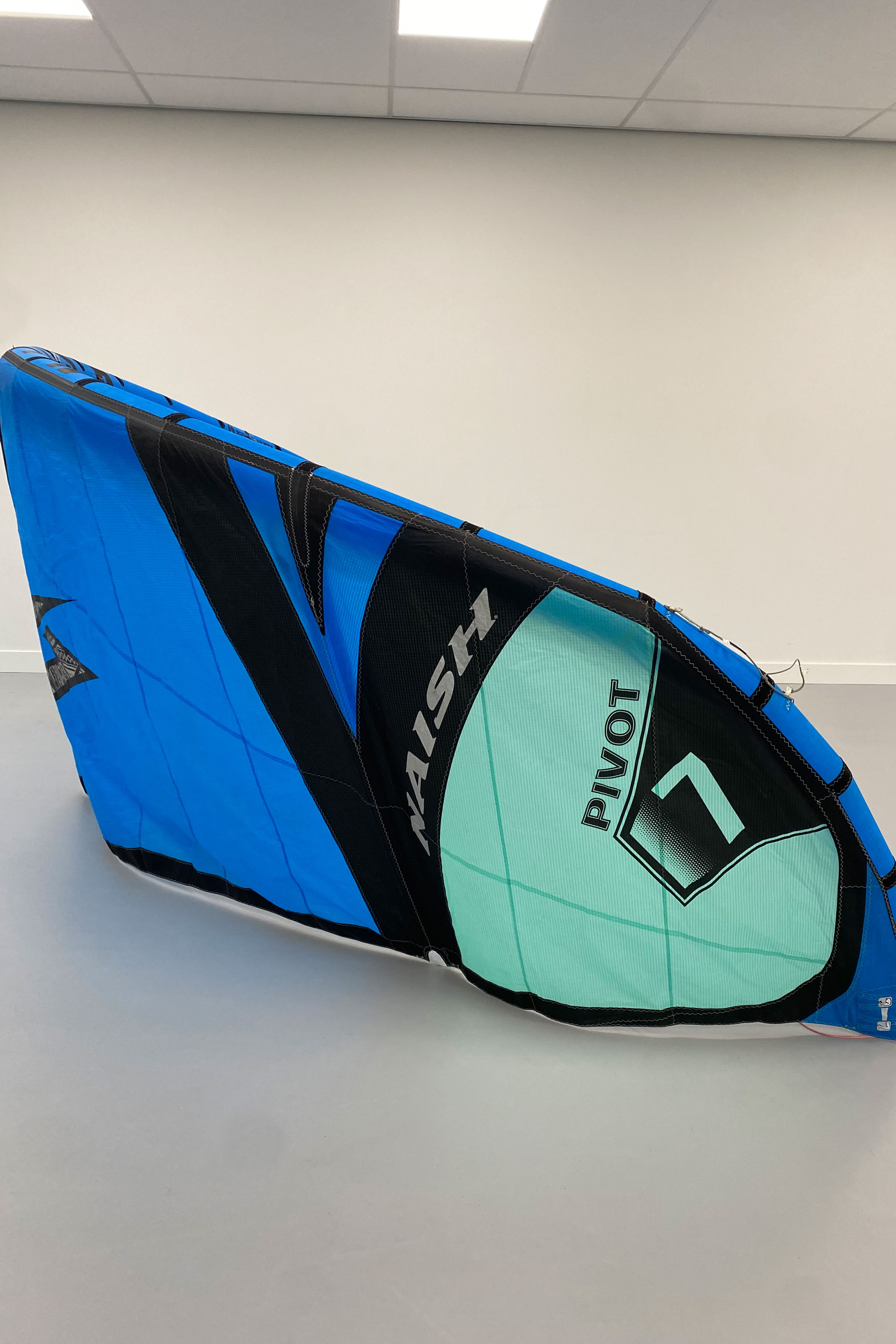 Naish-Pivot 2022 Kite (2nd)